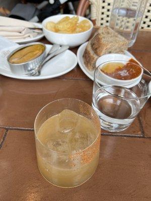 Bonito del Norte (Tuna Belly) and Sobrasada (smoky spreadable sausage with honey), with a "Melón y Jamón" cocktail