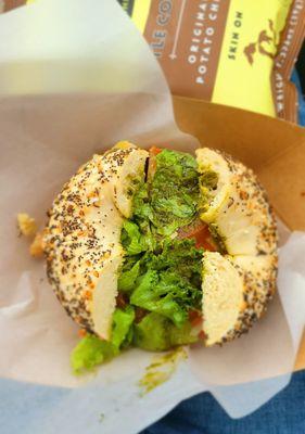 This Garden Veggie Chickpea Salad was so good, the lemon dill oil they drizzled on the bagel was amazing.