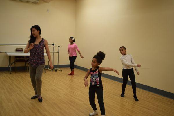 Piel Canela Dance School's Kids Salsa class with Elena. February 2016