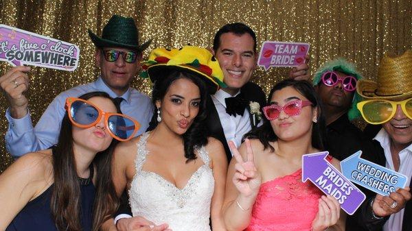 Make the best memories - and take them home at the end of the event with Eddie B & Company's open air photo booth.