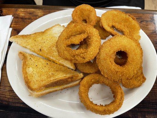 Grilled cheese and onions rings