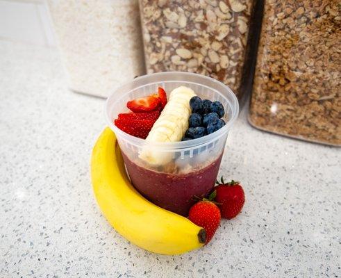 Banana Berry Blast Smoothie Bowl