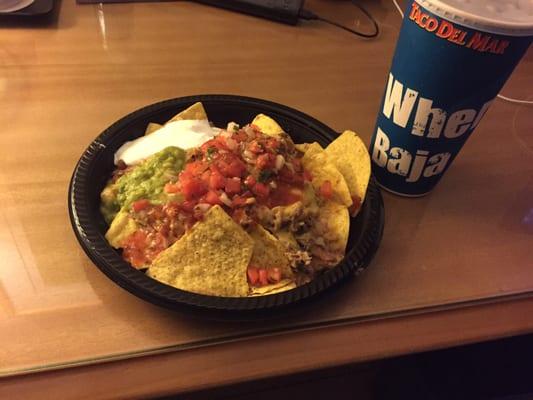 This was my Carnitas Nachos I had tonight, and they were good.