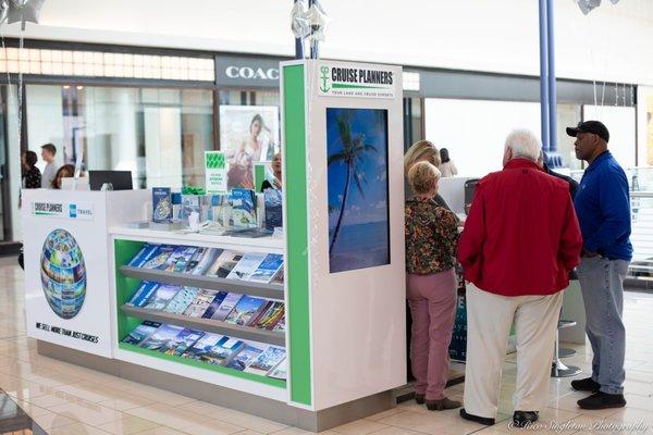 Cruise Planners Kiosk