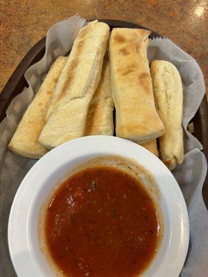 Bread with marinara sauce