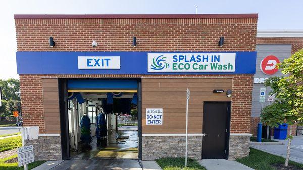 Get your car wash at Splash In located at 10000 Greenbelt Rd, Lanham, MD!