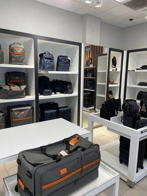 Tumi Outlet Store