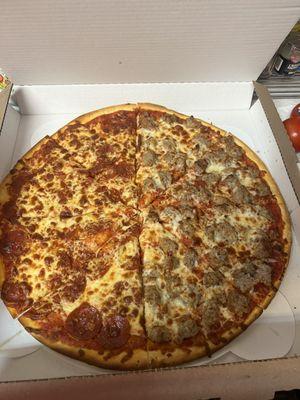 Half pepperoni half sausage 16 inch **Requested pie cut