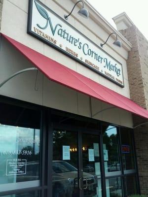 Nature's Corner Market front entrance