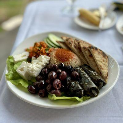 Hummus Plate