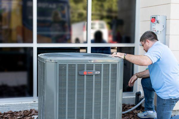 Our energy-experts will help you find the best AC unit for your home!