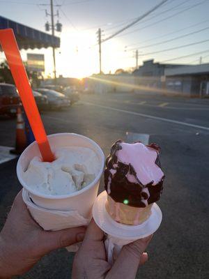 Banana pudding malt shake, strawberry chocolate dipped kids cone