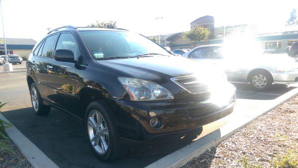 2008 Lexus RX400h purchased from K&F Auto (Picture taken elsewhere)