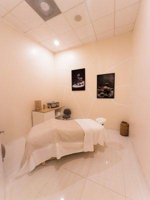 Find your sanctuary in our cozy massage room, where our expert therapists will tailor your massage.