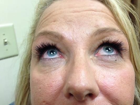 2D Volume Eyelash Extensions