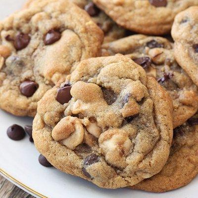 Fresh & Hot from the oven Chocolate Chip Cookies