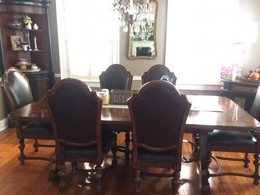 Formal dining room