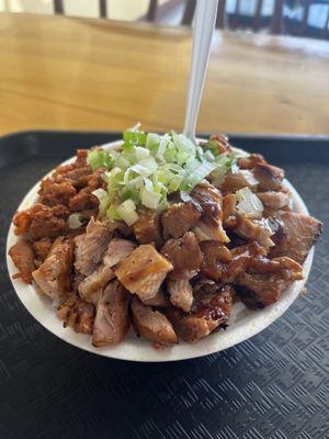 Half chicken and half pork rice bowl.