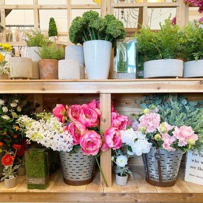 So many options of faux florals, plants, and greenery!