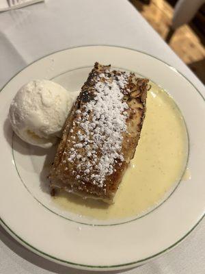 Apfelstrudel