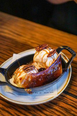 Brûléed Banana Split - IG: @nelson_eats