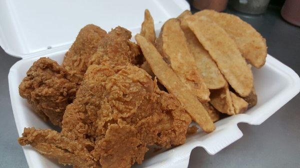 Wings with Western fries