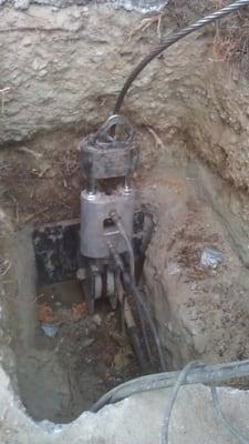 Trechless sewer replacement