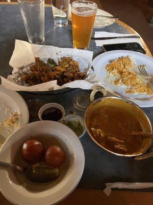 Chicken Korma , Gulab Jamun, Spinach Pakora