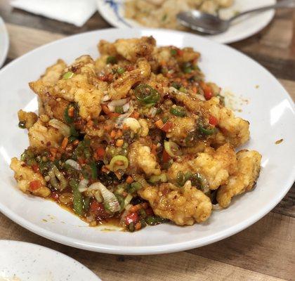 #16 Kkanpung-gi, spicy garlic fried chicken.