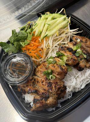 Grilled Chicken Vermicelli