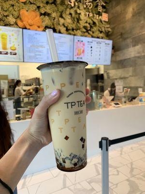 Signature Milk Tea, 30% sweet with coffee jelly