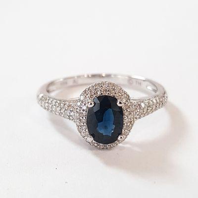 White Gold Sapphire Diamond ring