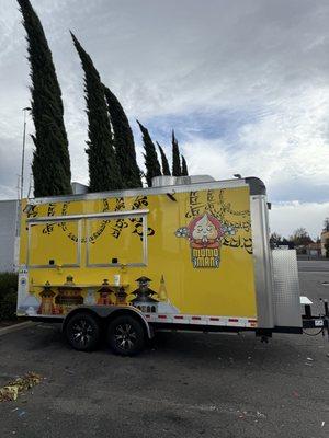 Nepalese & Indian Food truck.