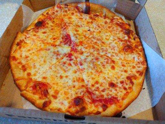 Small (six slices) cheese pizza- yum!