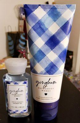 Redeeming my Gingham Freebies: Moisturizer Shea Cream for Mom & Mini Body Wash for me. Fresh clean scent, love it!!!