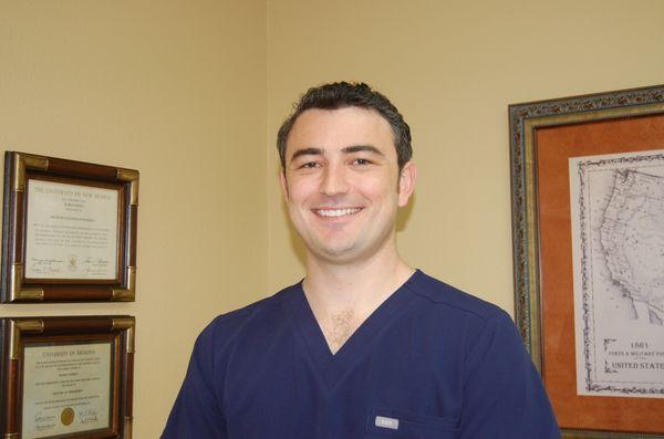 Dr. Alex Ionescu