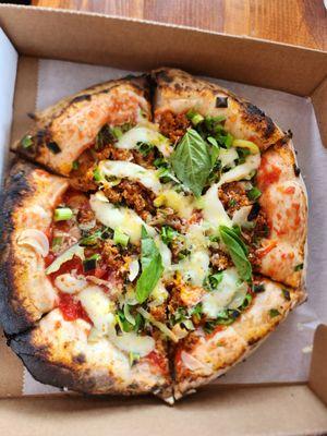 Driftwood Oven: Spicy Sausage and Pepper Pizza