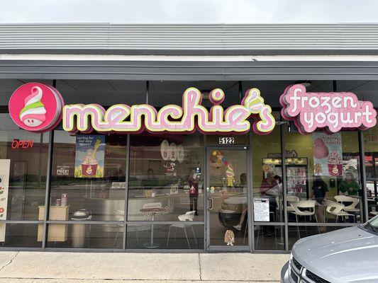 Menchie's Frozen Yogurt