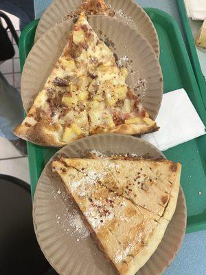 hawaiian pizza  and pepperoni Stuffed Pizza