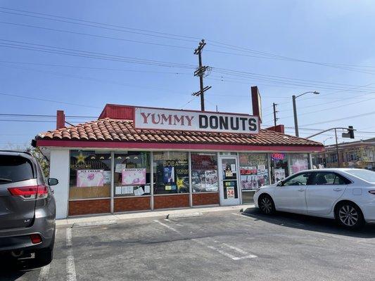 Yummy Donuts