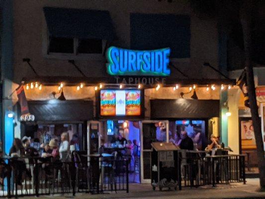 Surfside Taphouse