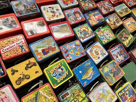 Wall of nostalgic lunchboxes