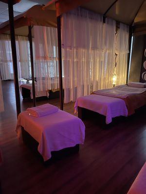 Peaceful massage room