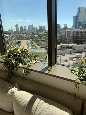 Waiting area overlooking the beautiful downtown nashvegas