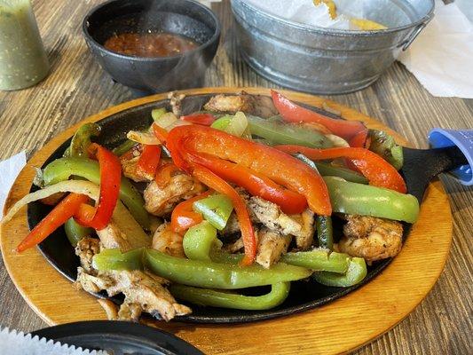 Chicken and Shrimp Combo Fajitas