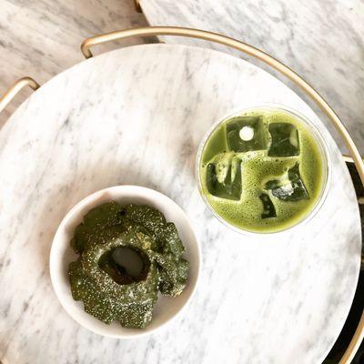 Iced matcha latte | matcha donut