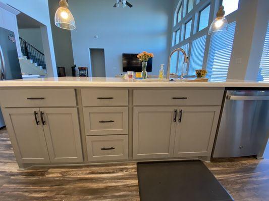 Kitchen cabinets complete