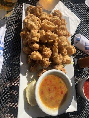 Fried calamari w/ Marinara & Scarpariello sauce