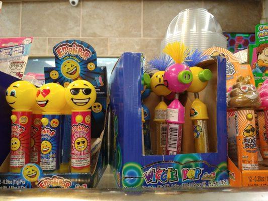 Brings me back to the PEZ World. Goottimes.