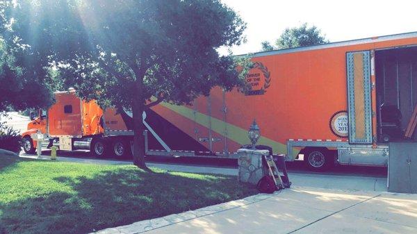 This team of San Diego movers is getting ready for move day!